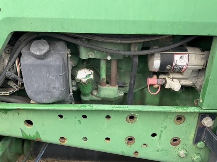 john-deere-7810-image-11