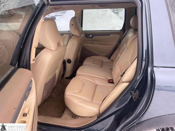 2007-volvo-xc70-image-15