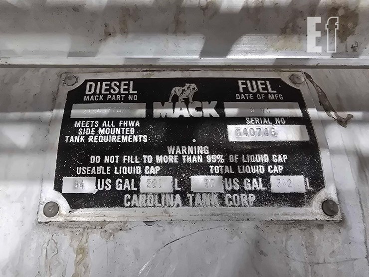 2000-mack-ch613-image-20