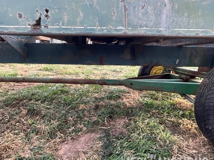 hay-rack-on-john-deere-running-gear-image-42