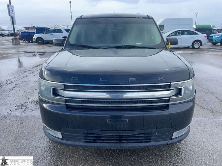 2013-ford-flex-image-8