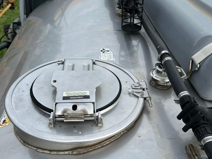 2010-hagie-sts14-image-8