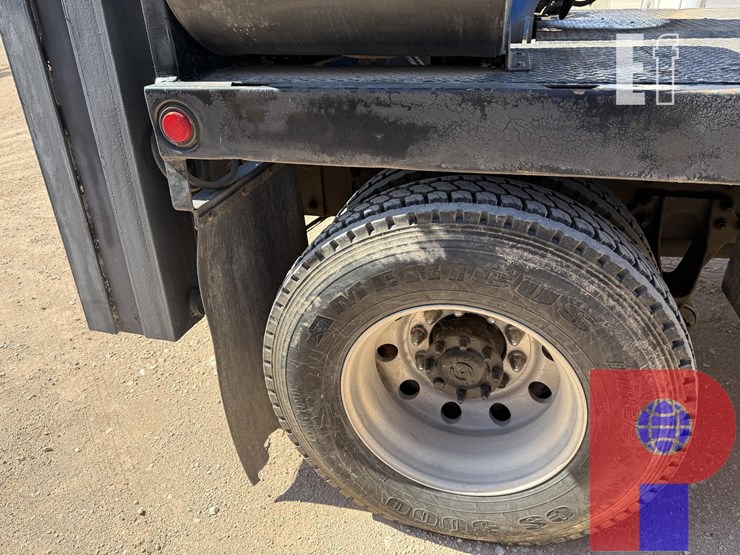 international-workstar-7400-image-17