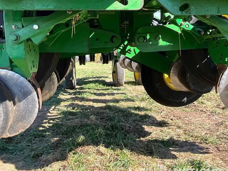 john-deere-1790-image-54