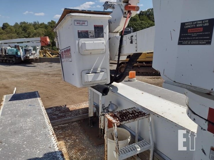 2008-international-durastar-4300-image-37