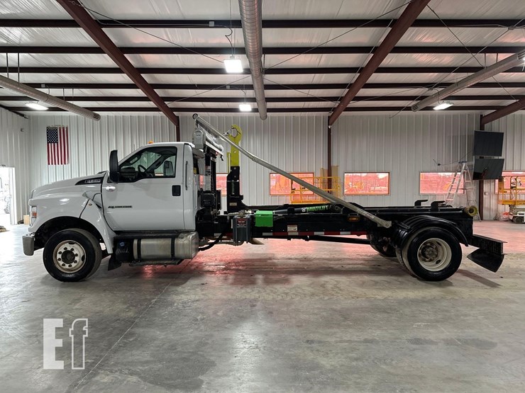 2023-ford-f650-sd-image-5