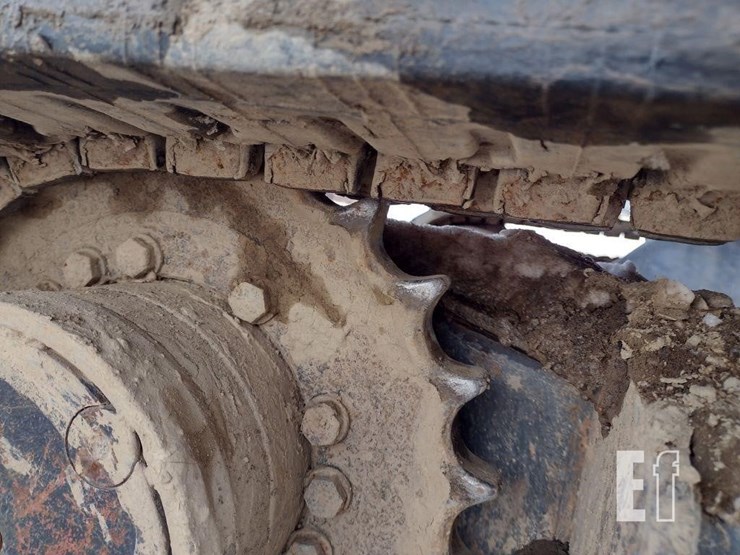 2013-deere-35d-image-36