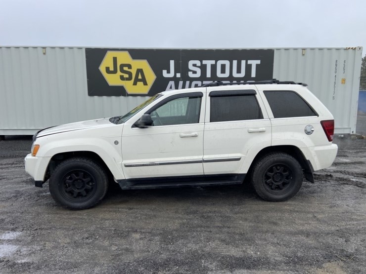 2005-jeep-grand-cherokee-limited-image-2