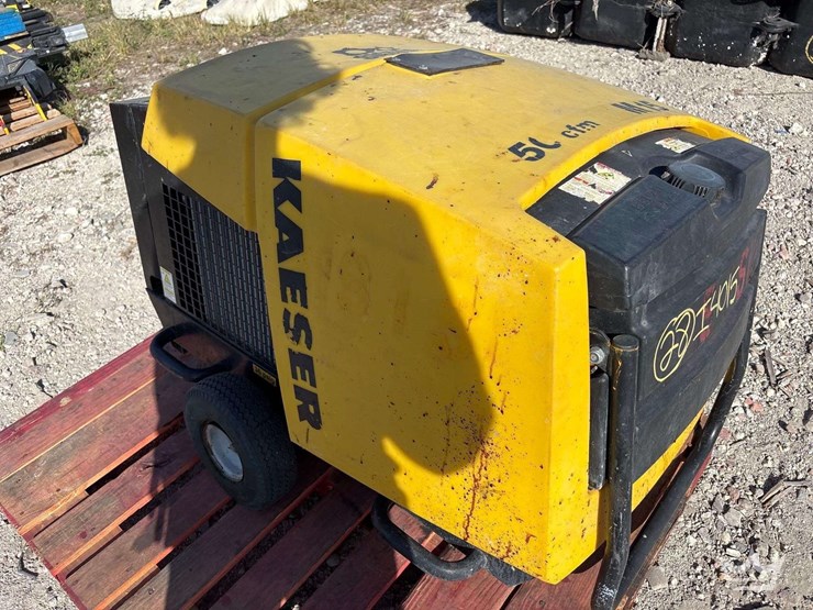 2008-kaeser-portable-air-compressor-image-4
