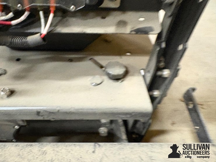 john-deere-gator-image-15