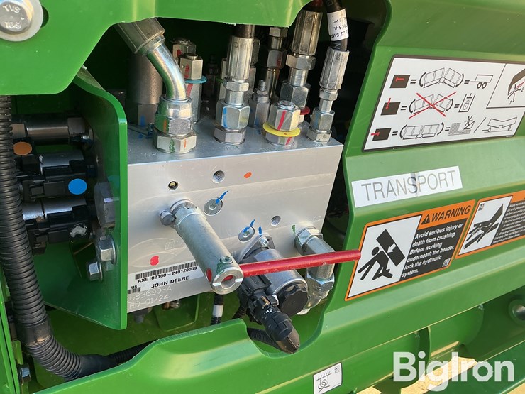 2024-john-deere-hd40f-image-16