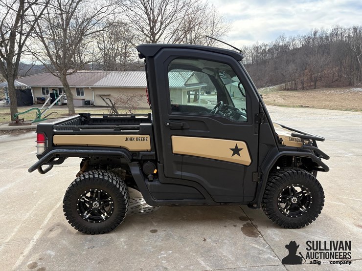 2022-john-deere-xuv835m-4x4-utv-image-4