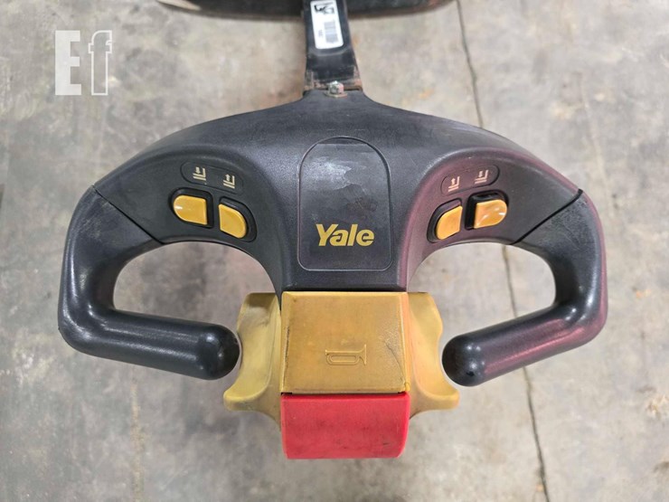 2009-yale-mpb040e-image-12