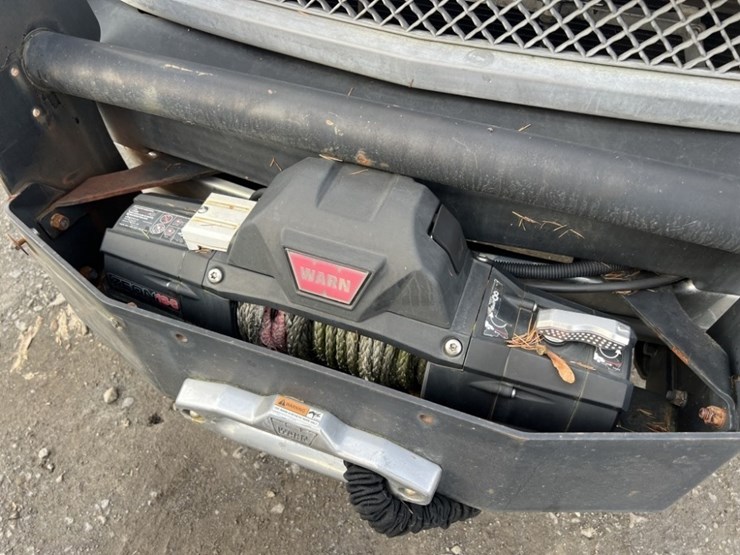 2004-chevrolet-silverado-3500-image-31