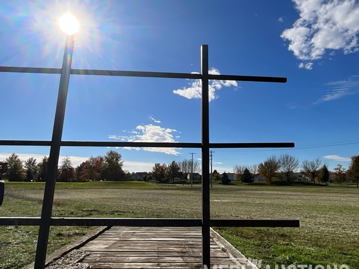 hay-rack-on-running-gear-image-23