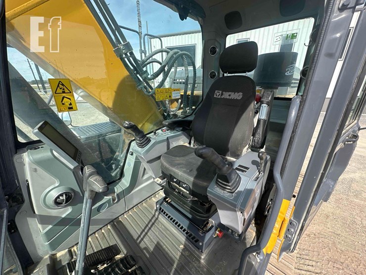 2023-xcmg-xe210u-image-12