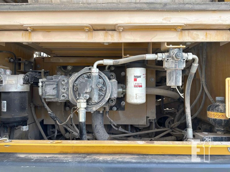 2023-xcmg-xe210u-image-25