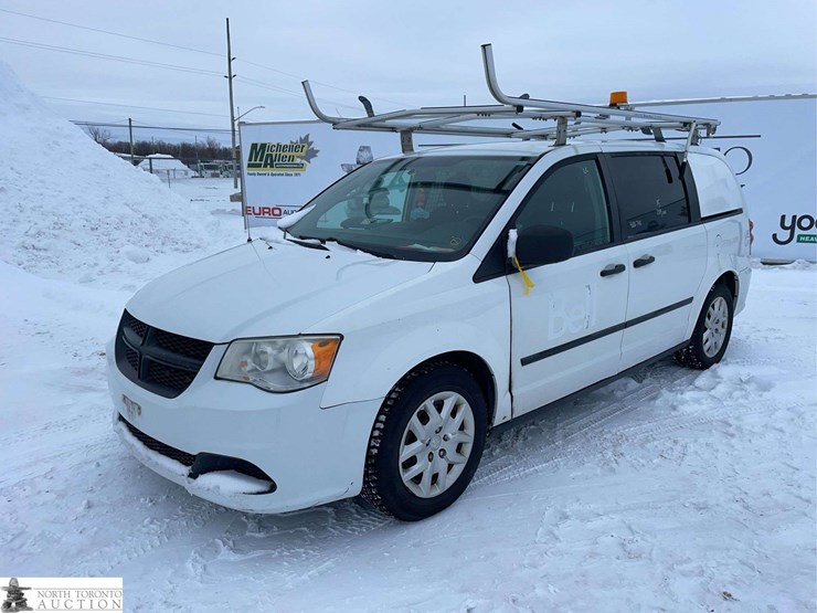 2015-ram-c/v-image-1