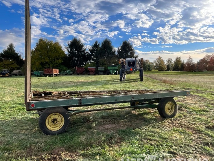 hay-rack-on-john-deere-running-gear-image-5