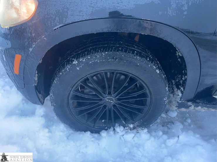 2010-bmw-x5-image-21