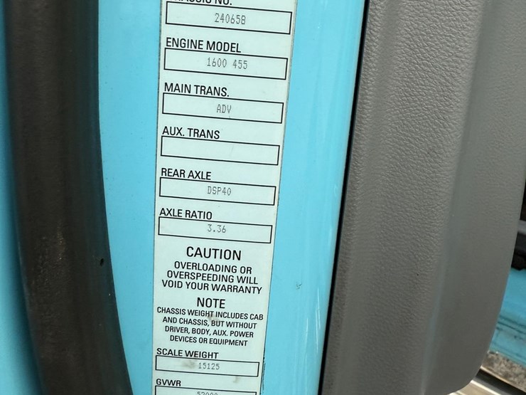 2019-kenworth-t680-image-10