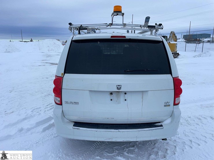 2015-ram-c/v-image-4