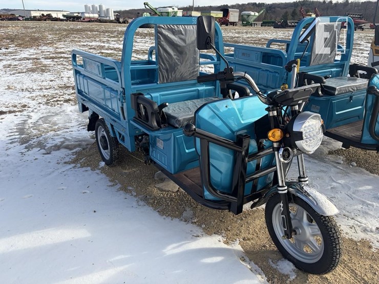 sdlanch-iret13-electric-tricycle-image-4