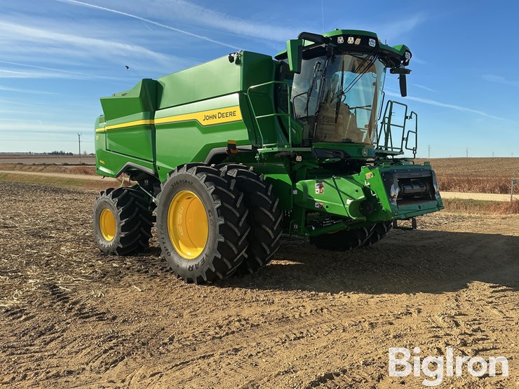 2025-john-deere-s7-800-image-3