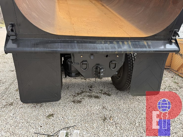 2014-peterbilt-388-image-8