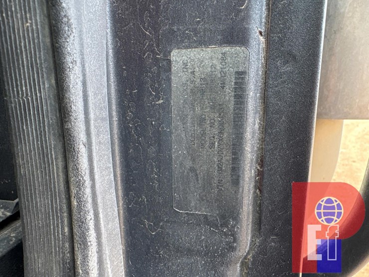 2006-mack-chn613-image-11