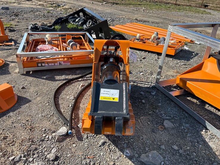 #29-•-wolverine-ehp-11-8t-excavator-hydraulic-clamp-image-2