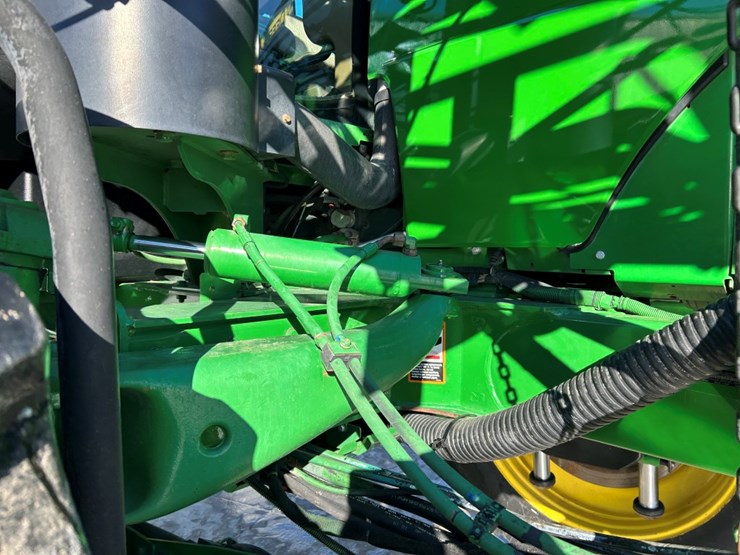 2013-john-deere-4940-image-94