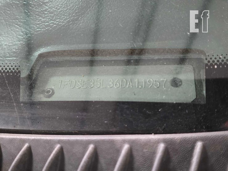 2006-ford-e350-sd-image-34