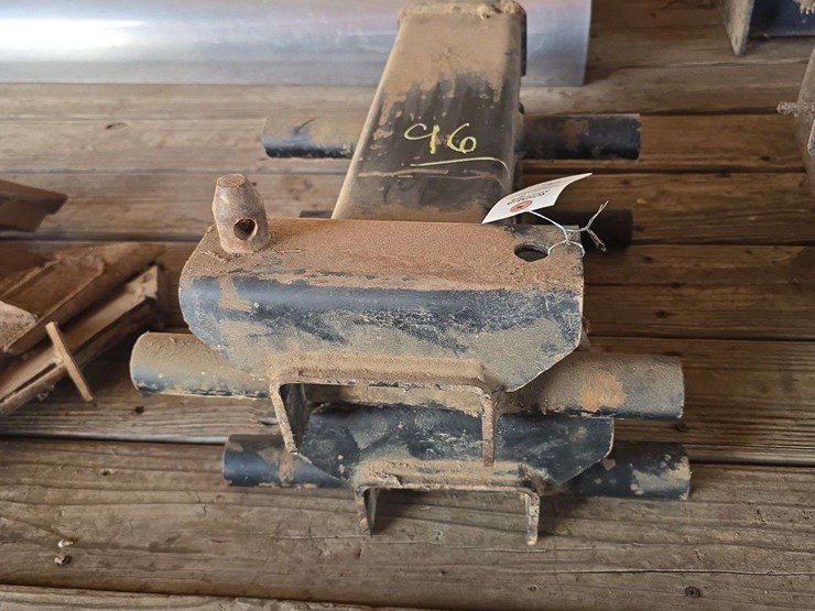 2-leon-quick-attach-loader-hookups-image-3