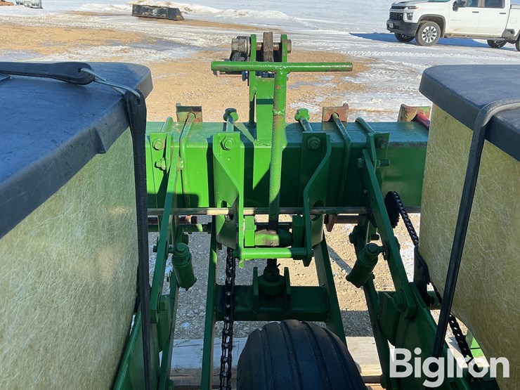 john-deere-30-image-13