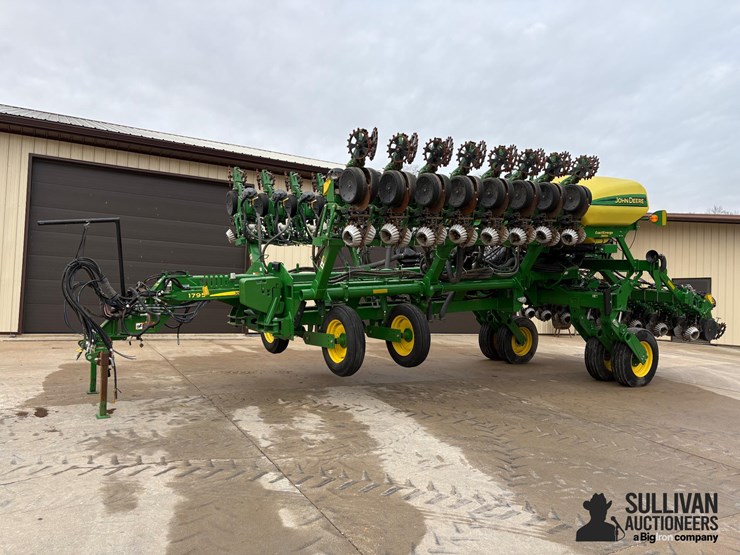 2019-john-deere-1795-image-1