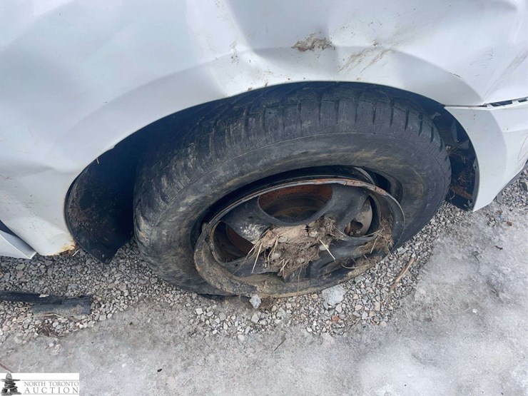 2017-chevrolet-equinox-image-21