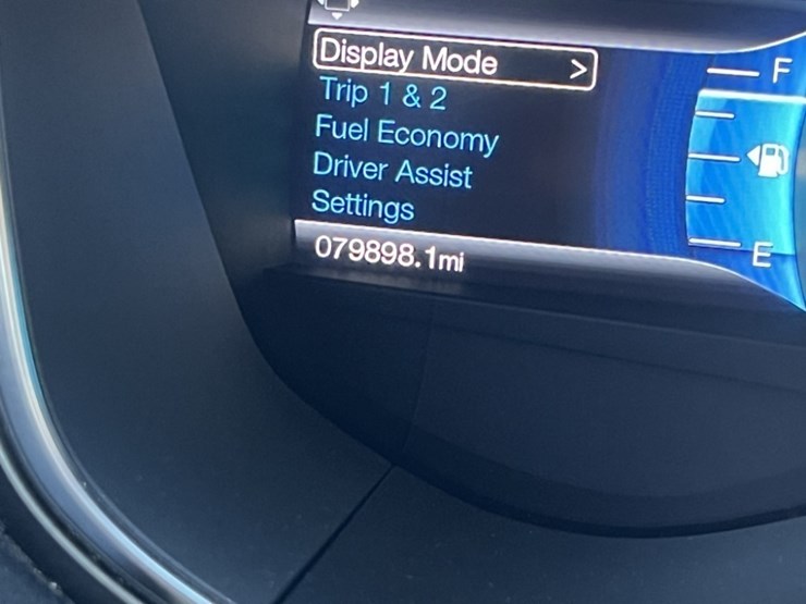 2017-ford-fusion-se-awd-sedan-image-26