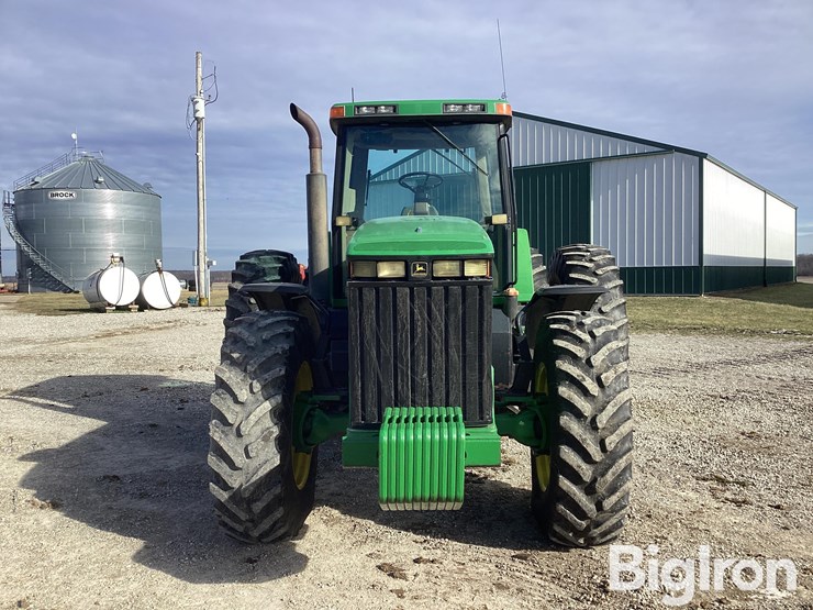 1995-john-deere-8200-image-2