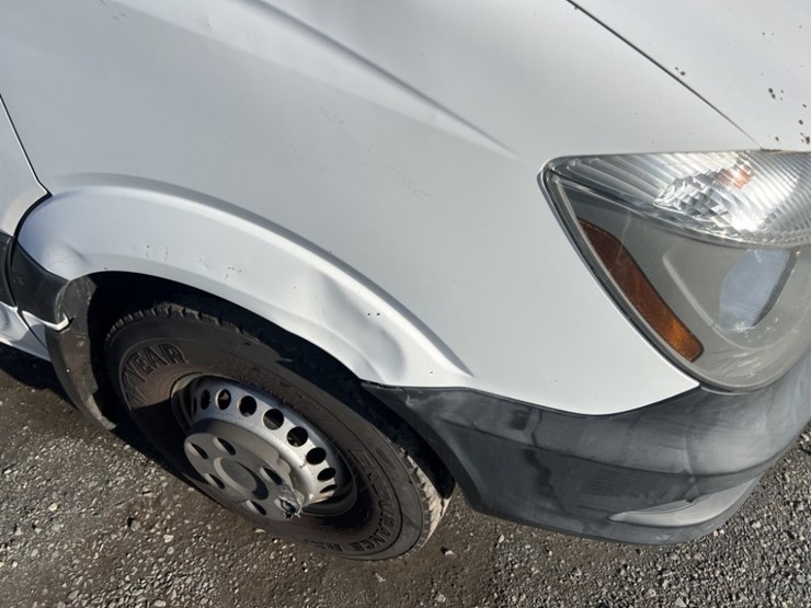 2016-freightliner-sprinter-3500-image-18