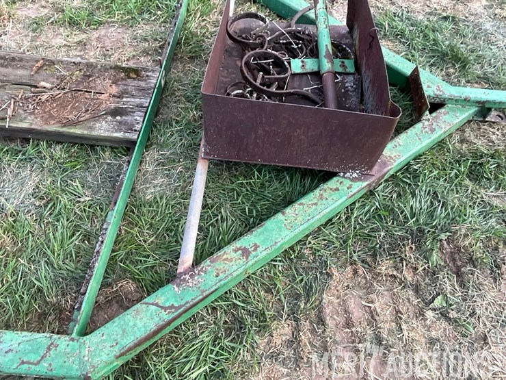 john-deere-implement-trailer-image-48