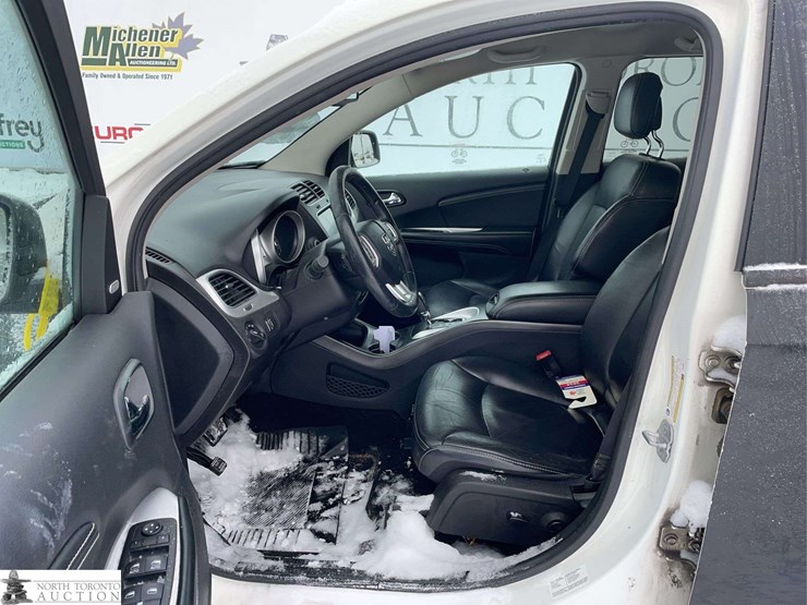 2014-dodge-journey-image-13