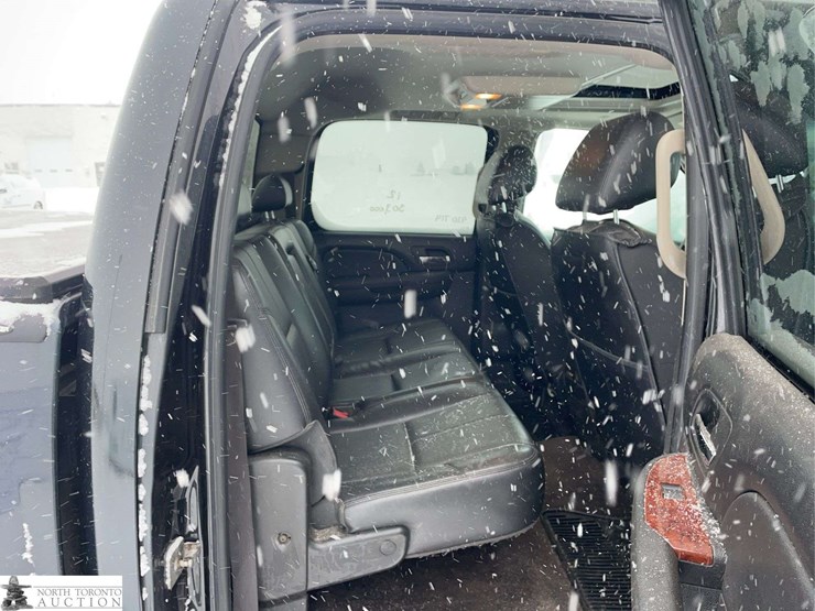 2012-chevrolet-silverado-1500-image-24