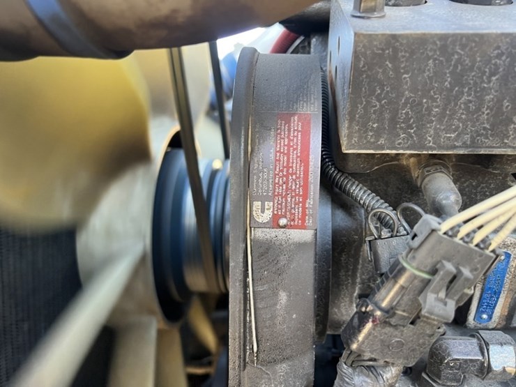 2002-freightliner-fl80-image-13