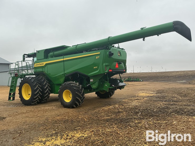 2025-john-deere-s7-800-image-7