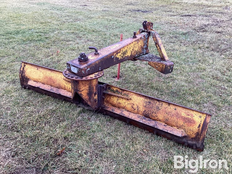 big-rhino-8’-blade-image-5