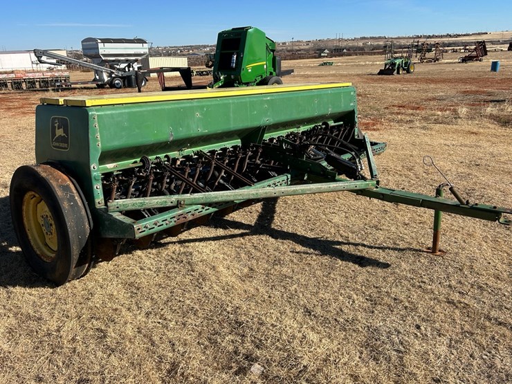 john-deere-8300-image-10