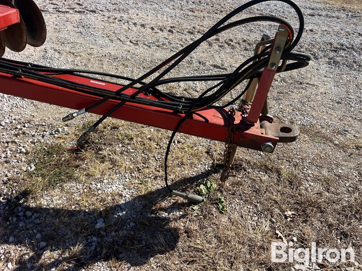 case-ih-3950-image-10