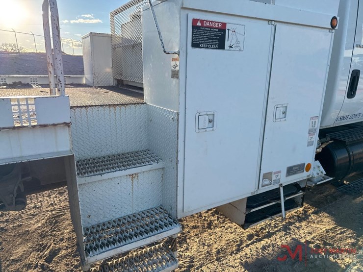 2005-international-durastar-4300-image-21