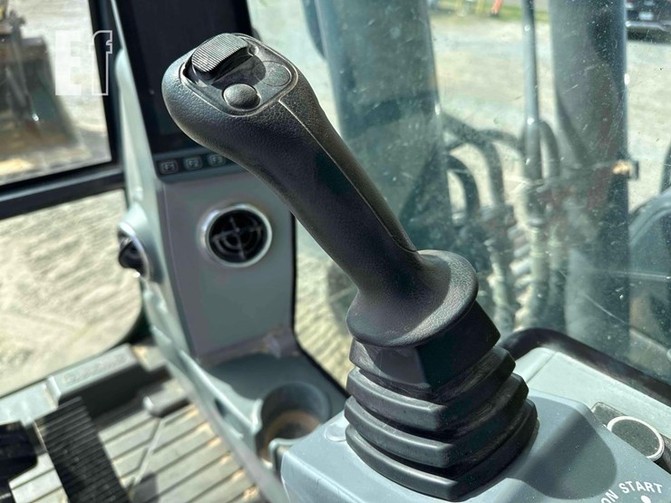 2023-xcmg-xe210u-image-16